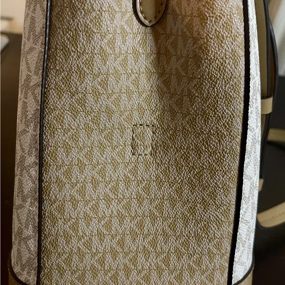 Michael Kors Beige, Peach & Brown Logo-Print Bucket Shoulder Bag - Picture 7 of 8